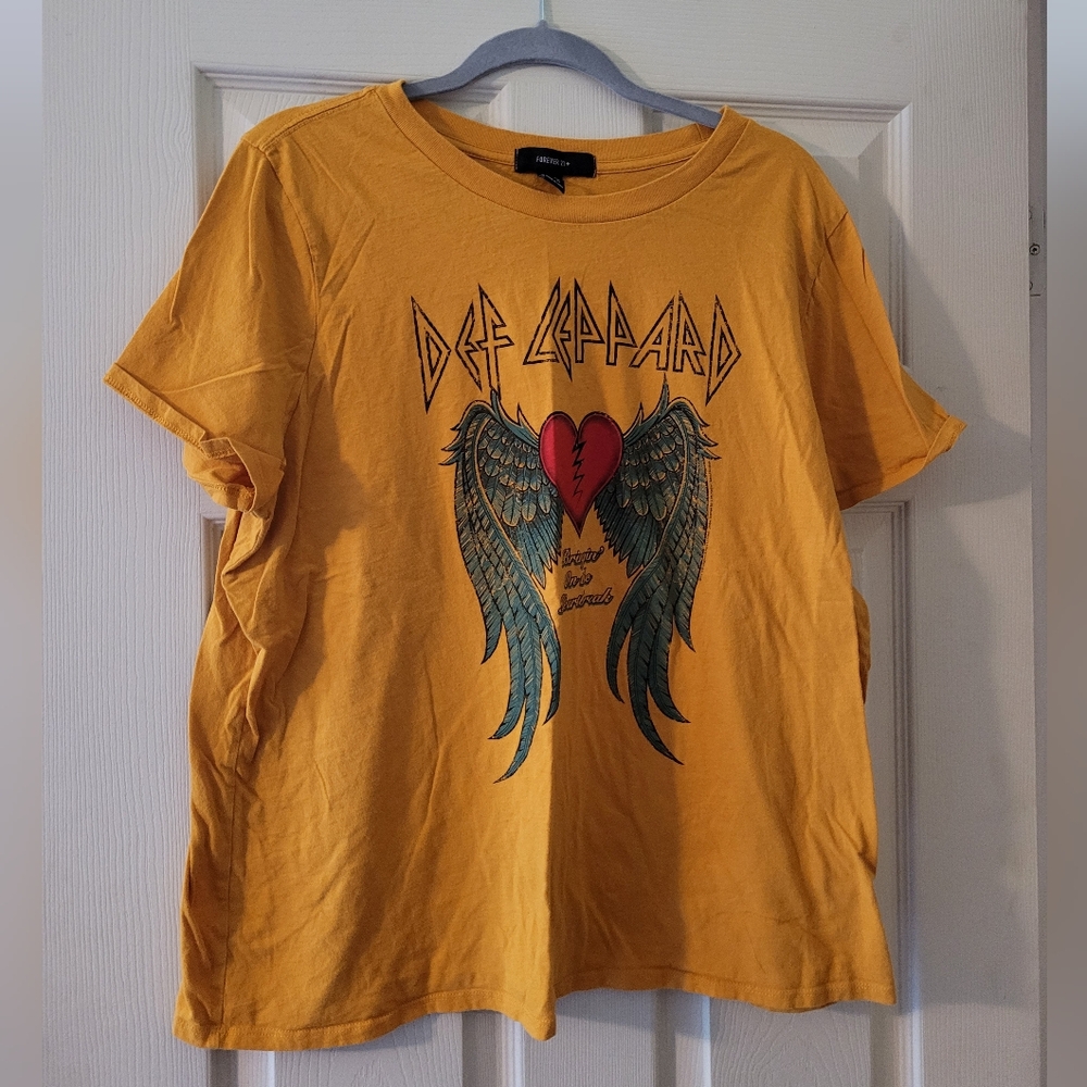 Def Leppard Forever 21 Concert Tee